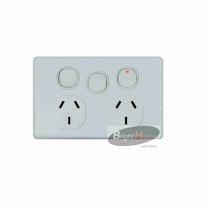 Slim Double powerpoint 10a with Extra Switch (Horizontal), White base White cover