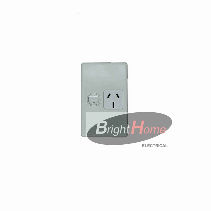 Single Power Point Vertical 15A White