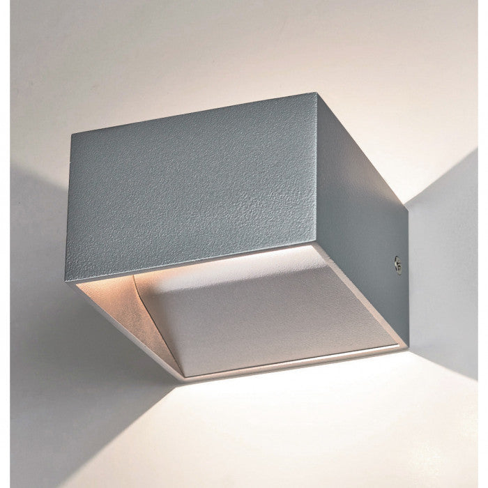 SU-WL167 5W LED Metal Cube Wall Light SI/WH