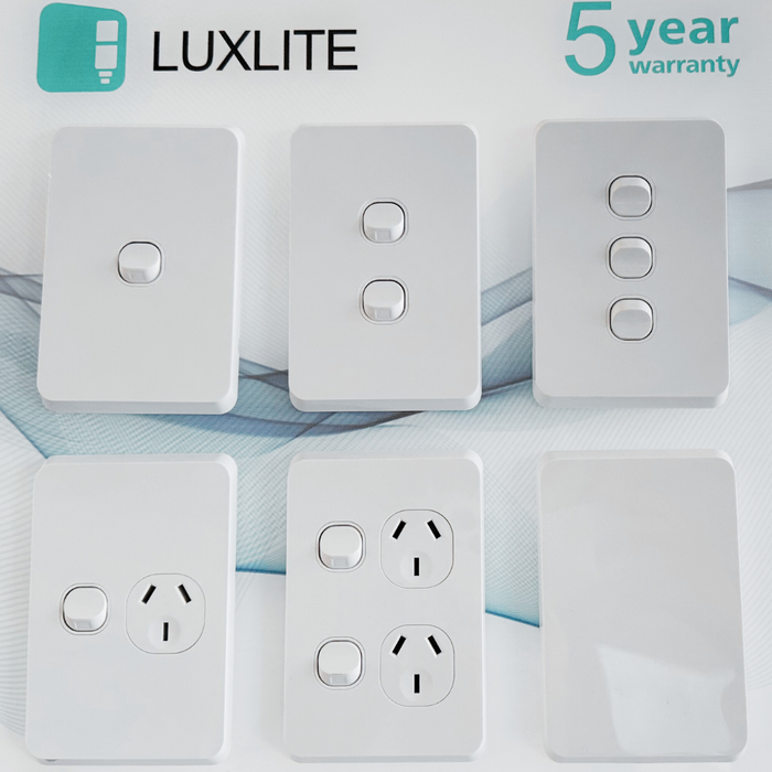 iLuxlite 3 Gang Switch - Vertical - White