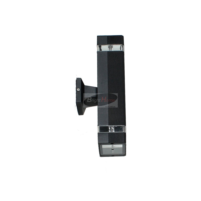 GIVEN Black Waterproof LED Outdoor Light E27