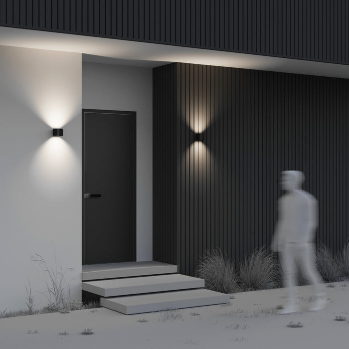 Adjustable LED Up & Down Wall Light – 12W, 3000K Warm White, Die-Cast Aluminum, IP44